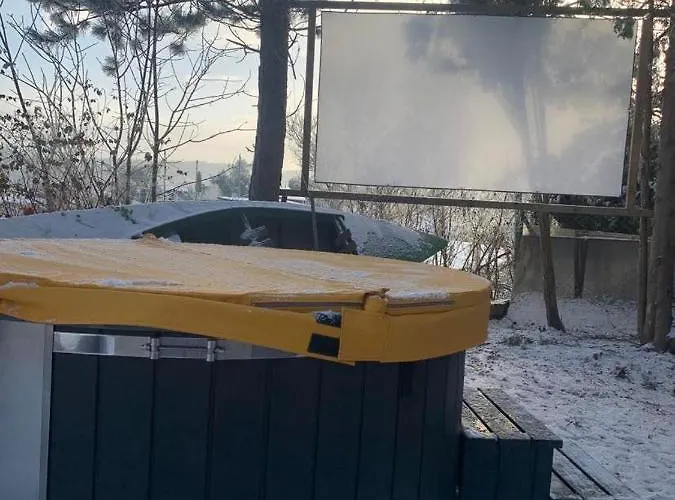 Honolulu Z Balia, Sauna I Basenem Сasa de vacaciones